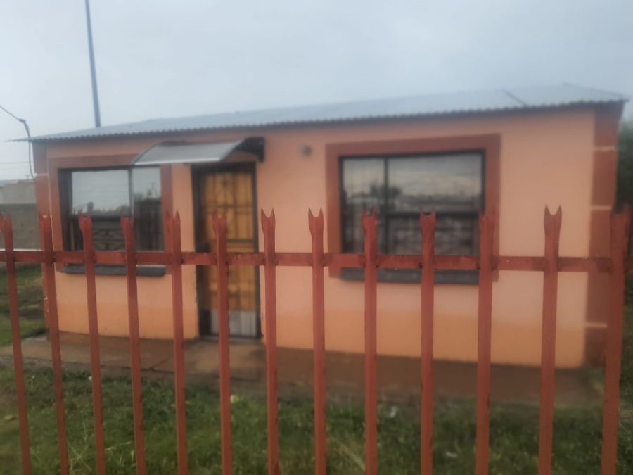 2 Bedroom Property for Sale in Rodenbeck Free State